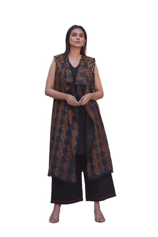 Slang style three piece kurta pant set